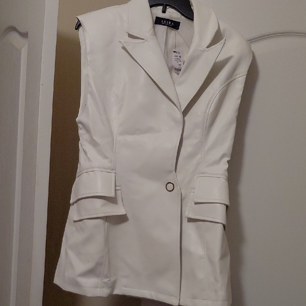 White Women's Sleeveless Leather Jacket BRAND NEW
